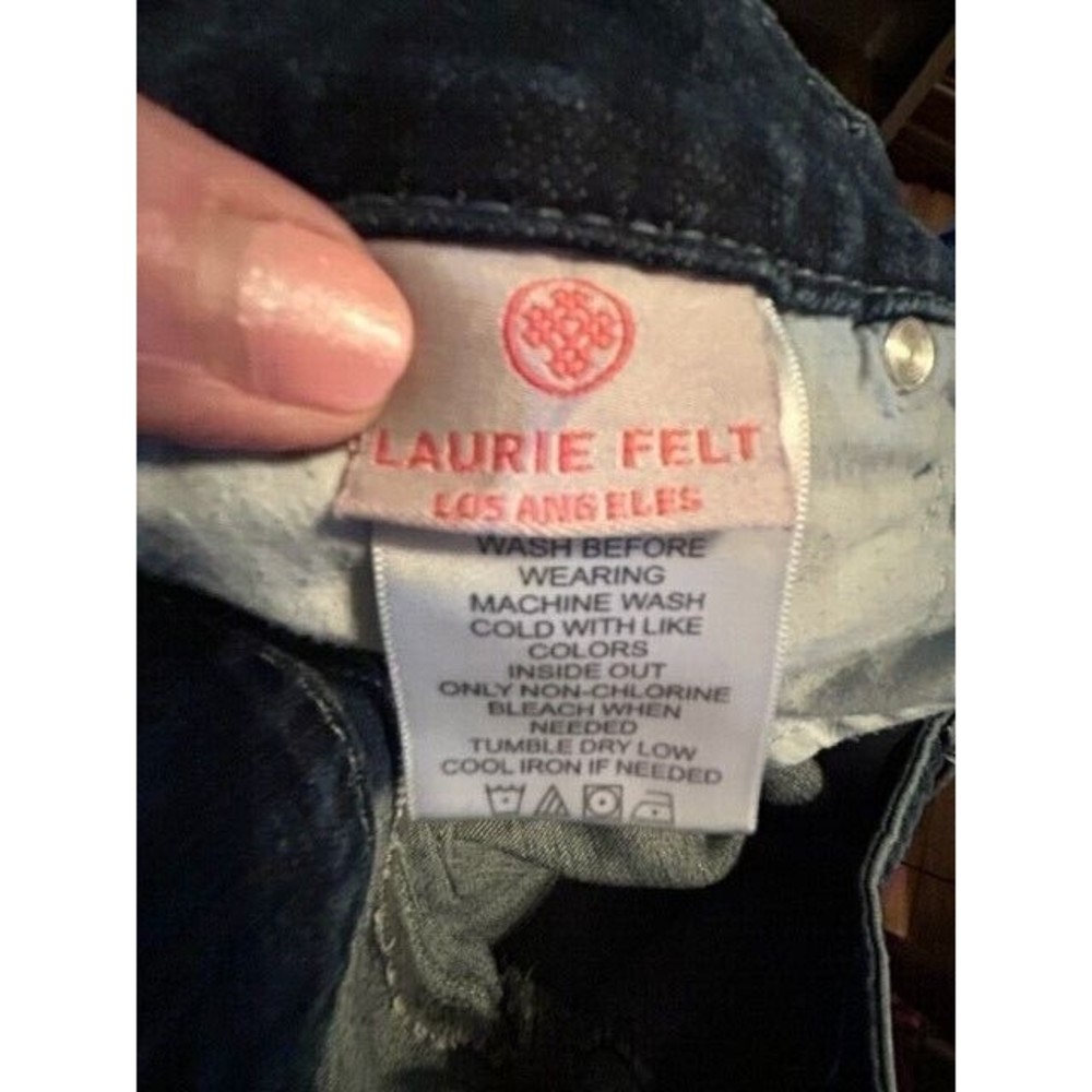 Laurie Felt Jeans Womens Size 4 Classic Denim Floral Embroidered Bootcut  EUC - Picture 5 of 11